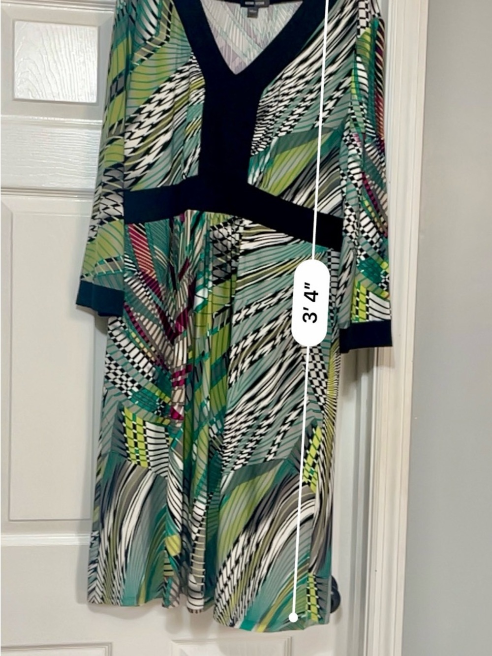 Multicolor Geometric V‑Neck Midi Dress - Large - Picture 5 of 5